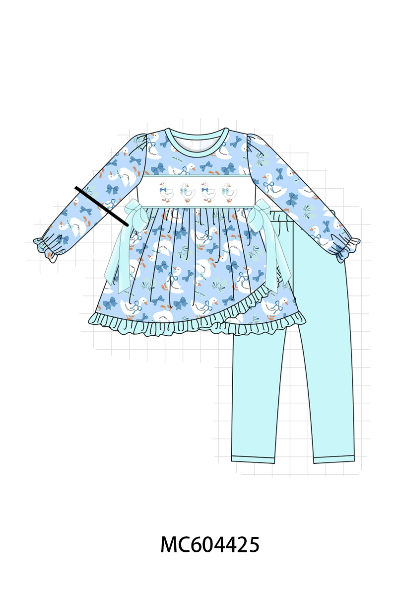 Blue goose bow embroidery ruffle set