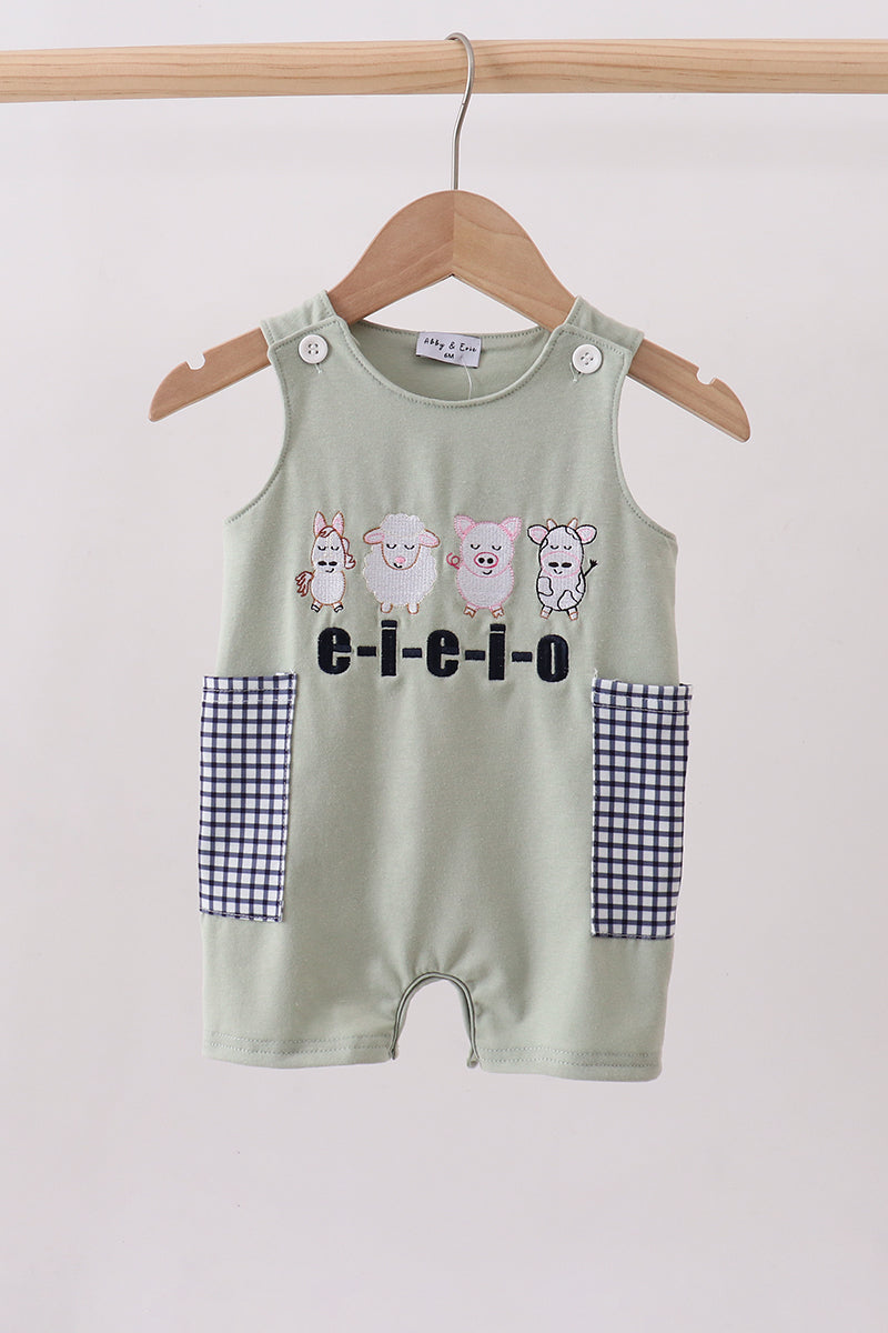 Green farm animal embroidery jonjon