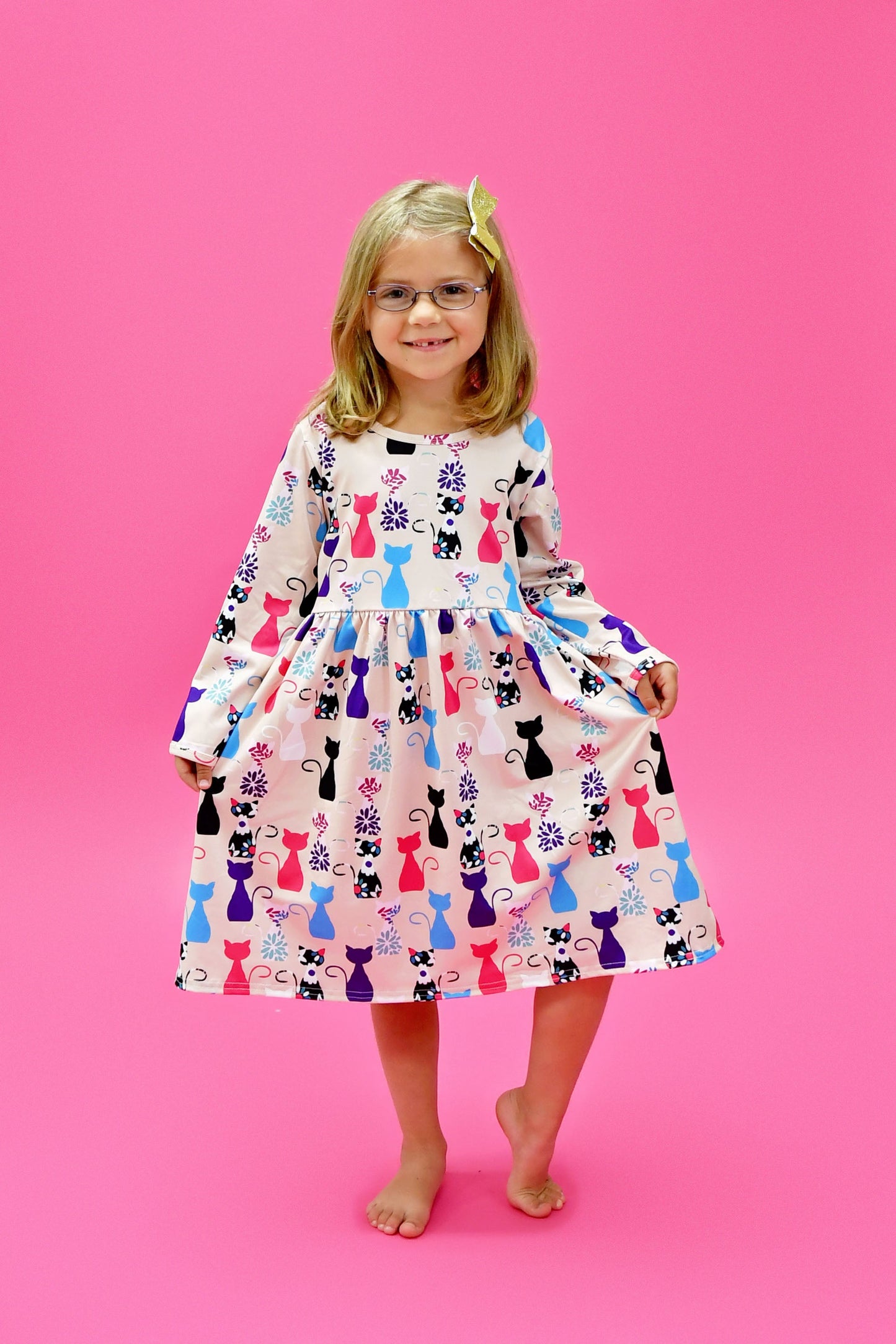 Silhouette Kitty Long Sleeve Milk Silk Dress
