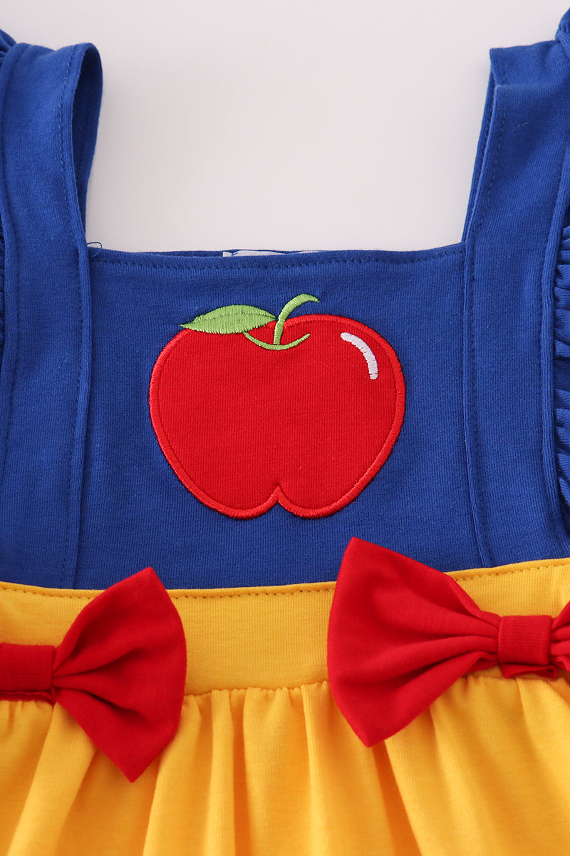 Apple embroidery bow ruffle shorts set