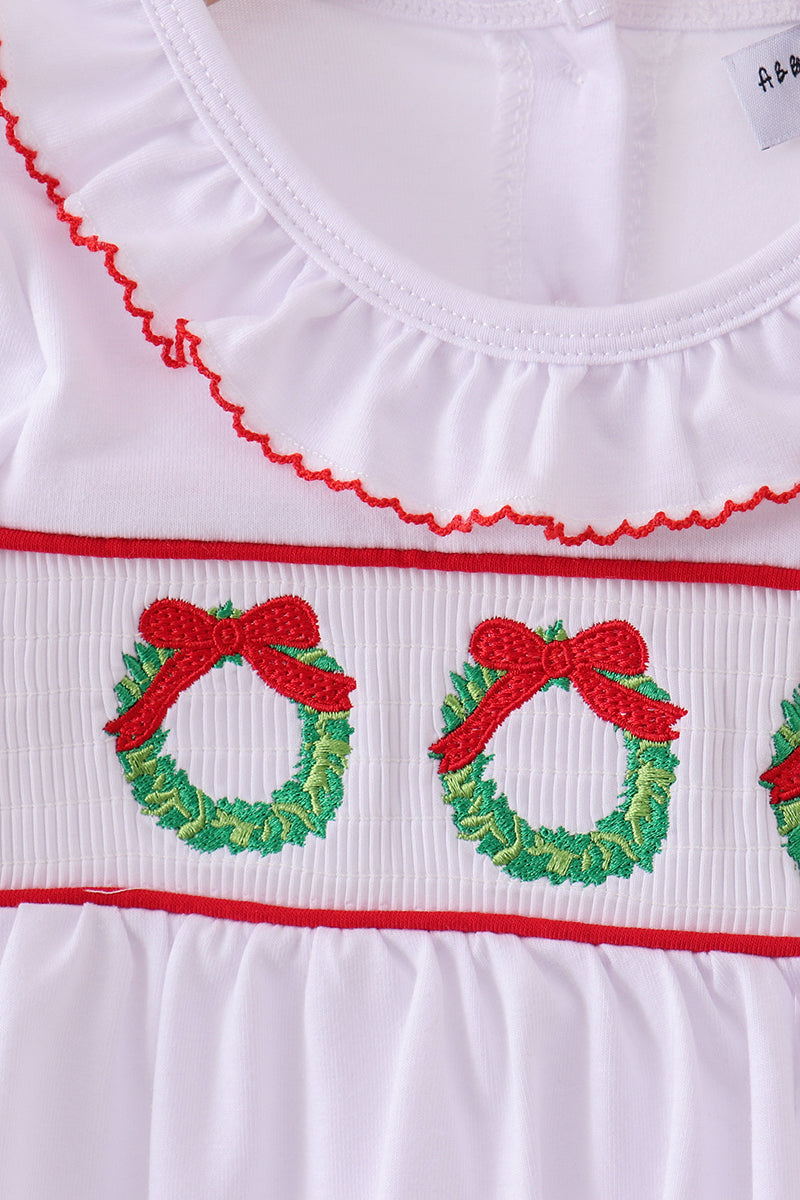 White wreath smocked ruffle bloomer set