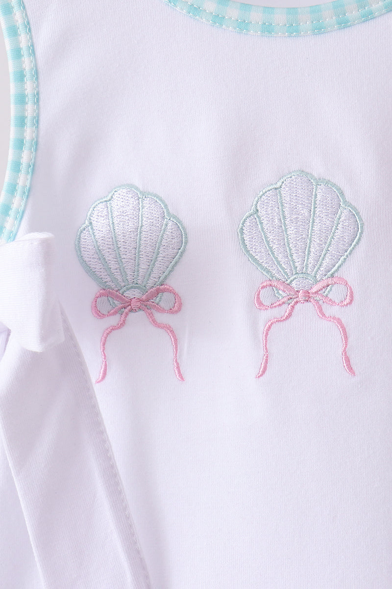 Blue seashell embroidery ruffle boomer set